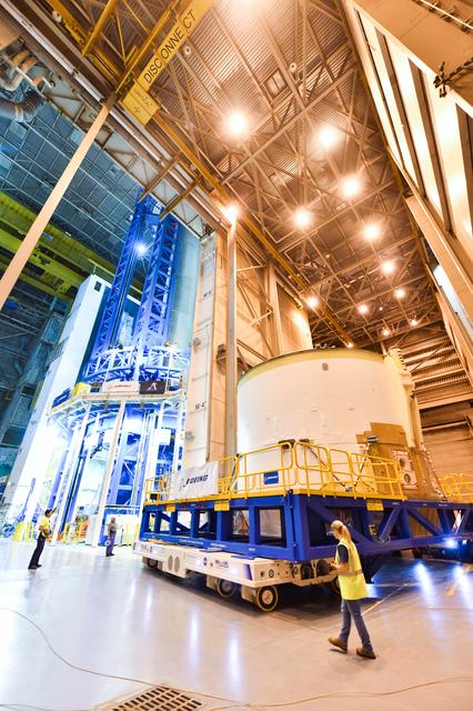 NASA image: Engine Section for NASA’s SLS Rocket Moved for Final Integration